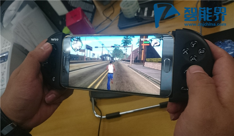 飞智wee手柄设置王者技能一键连招,飞智wee2t手柄支持ios15了吗