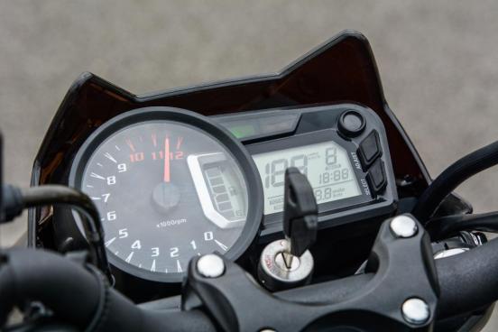 启典kd150-g深度试驾测评,启典kd150座高测评