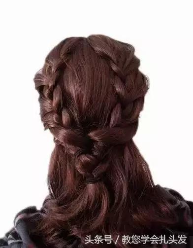 大蝴蝶结头饰发型小清新,蝴蝶结头饰搭配什么发型好看短发