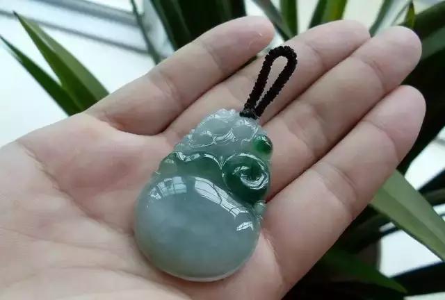 真玉养人假玉害人为什么,假玉也可以养人吗