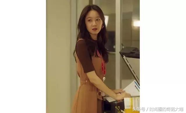 欧尼孔孝真穿搭,孔孝真欧尼