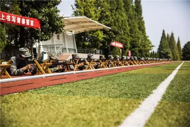 军校“老司机”，带你一同预热南政生活