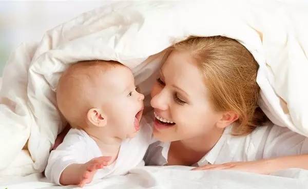 婴儿屁股青色民间传说,婴儿屁股上青色印记有什么传说