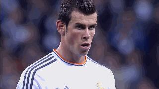 电梯球怎么样踢才是正确的踢法,电梯球如何踢得更高