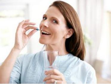 绝经后返潮怎么回事,绝经半年后又出点血是什么症状