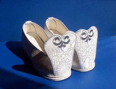 鸳鸯鞋长啥样,鸳鸯鞋和情侣鞋的区别