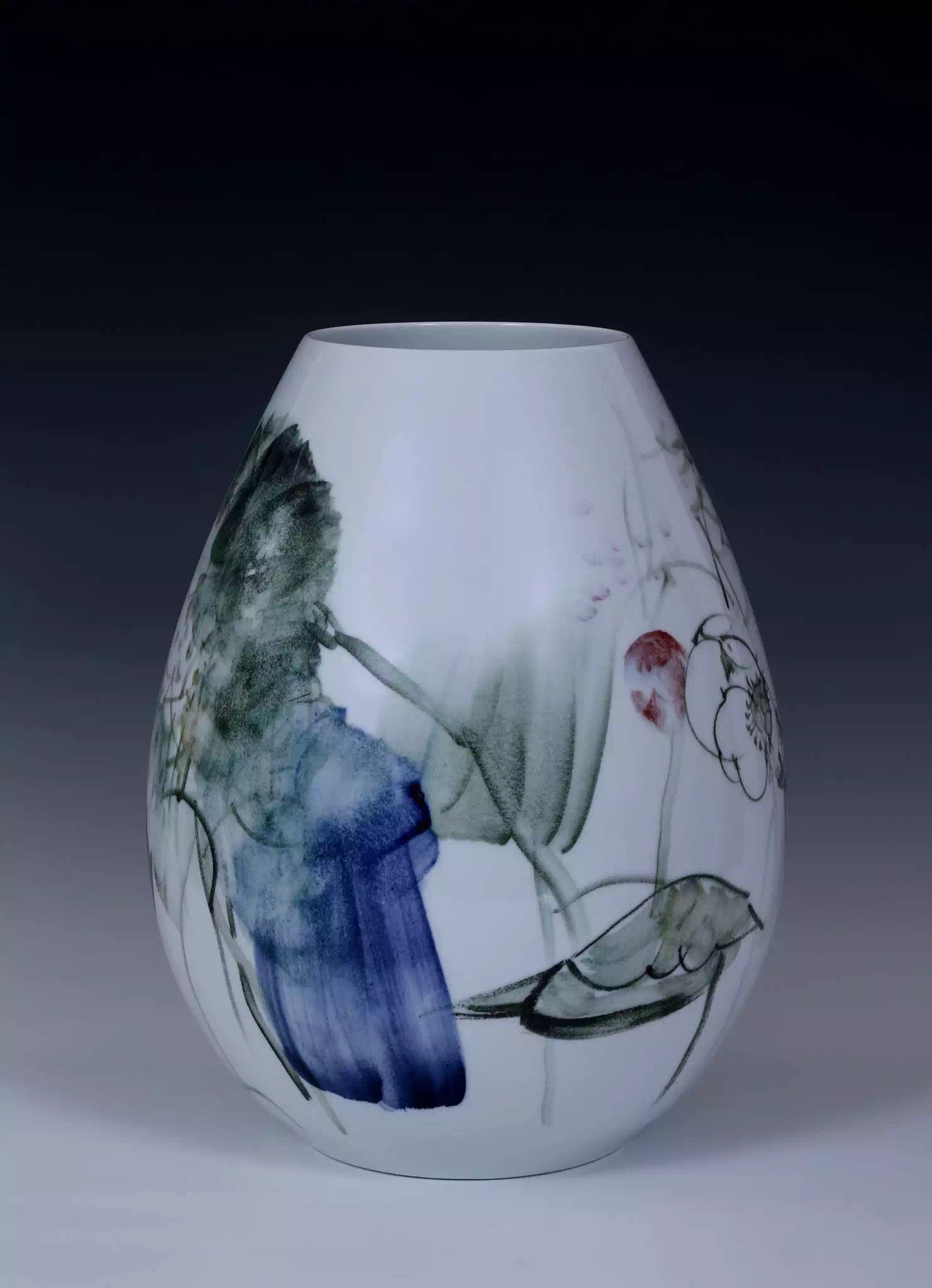 青花瓷的发展史绘画,五彩青花瓷仕女图