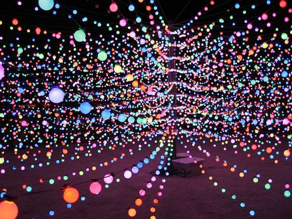 线的装置艺术作品,线的设计作品