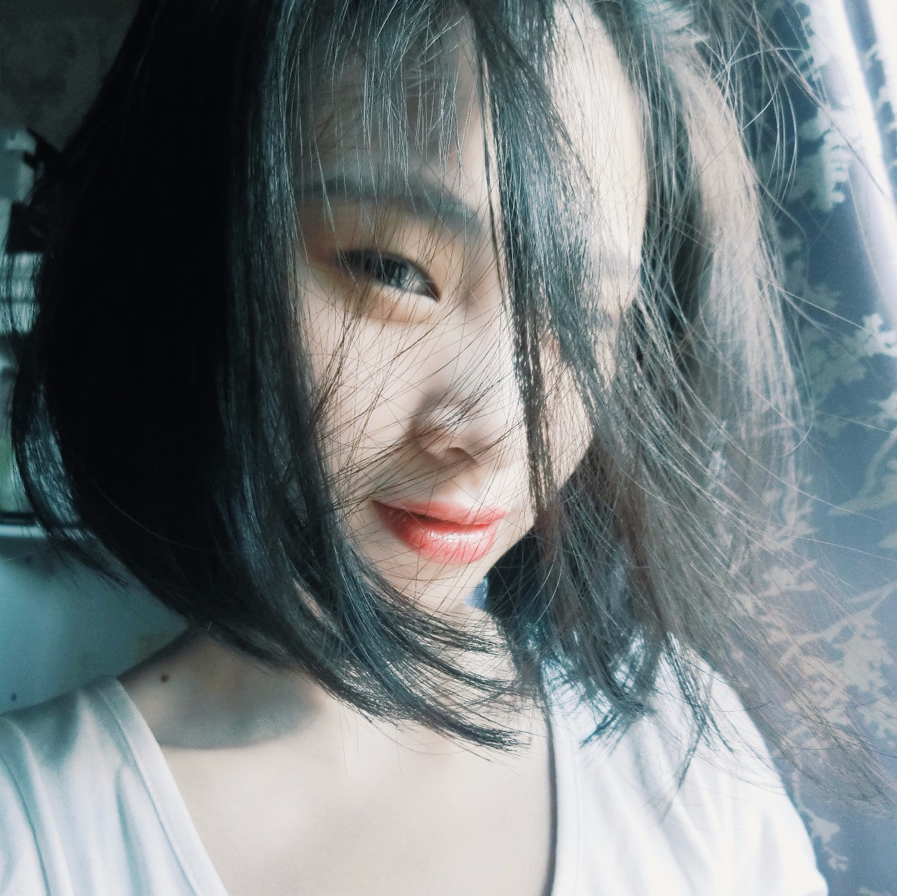 最爱的口红是哪种,花西子口红不掉色不沾杯试色