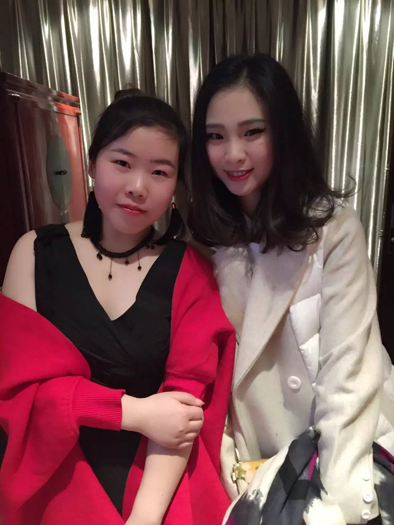 最爱的口红是哪种,花西子口红不掉色不沾杯试色