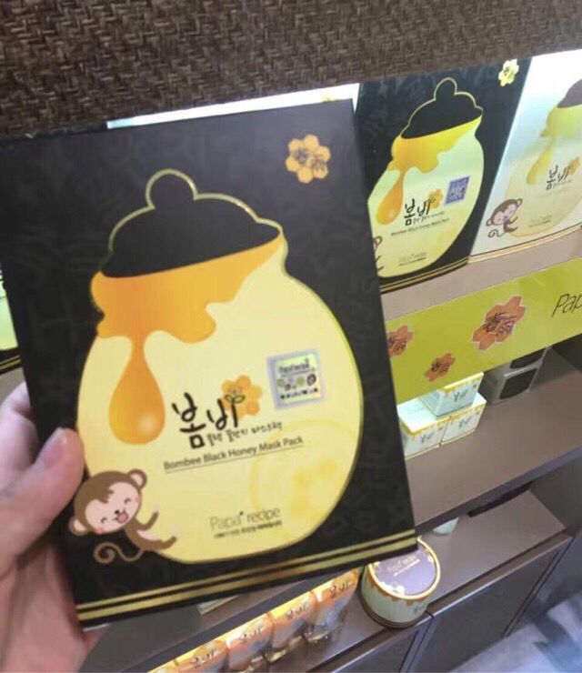 去鼻子黑头的最好方法小窍门,正确使用去黑头鼻贴的方法