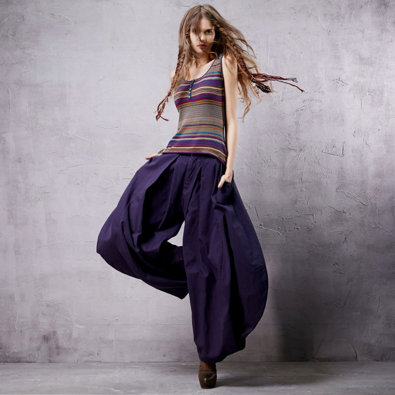 他凭什么拍火了七格格，又让妖精的口袋和伊米妮成功转型？