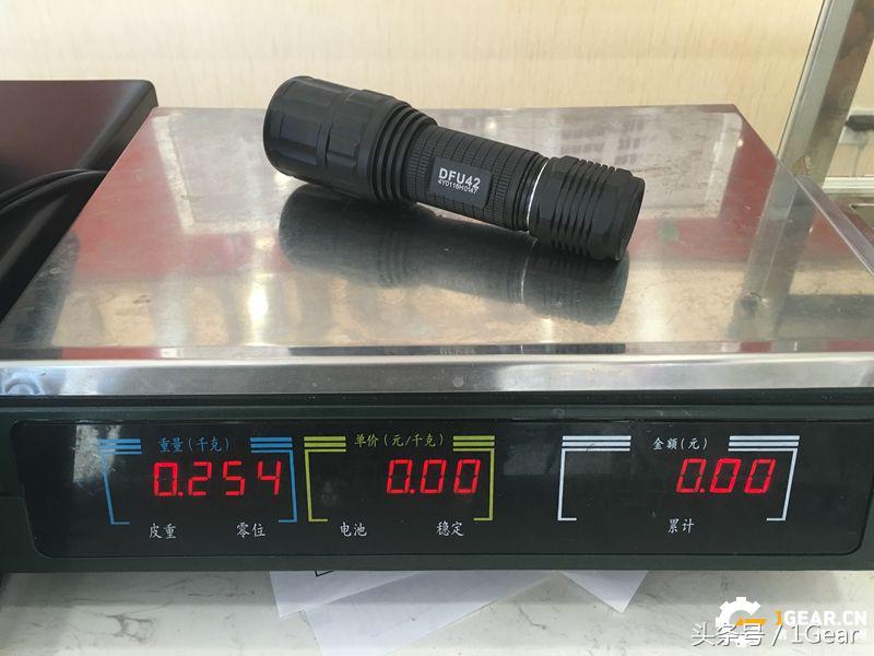 试用报告|手中的灯塔-BOSMA博冠DFU42手电测评