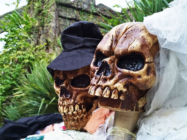 万圣节僵尸旅行,万圣节长隆9个鬼屋全玩时间赶吗