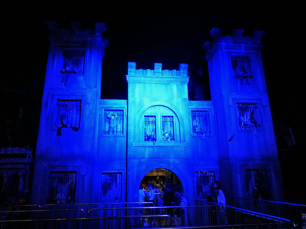 万圣节僵尸旅行,万圣节长隆9个鬼屋全玩时间赶吗