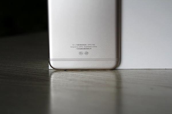 oppor9s用三年充电测试,oppor9实测充电5分钟