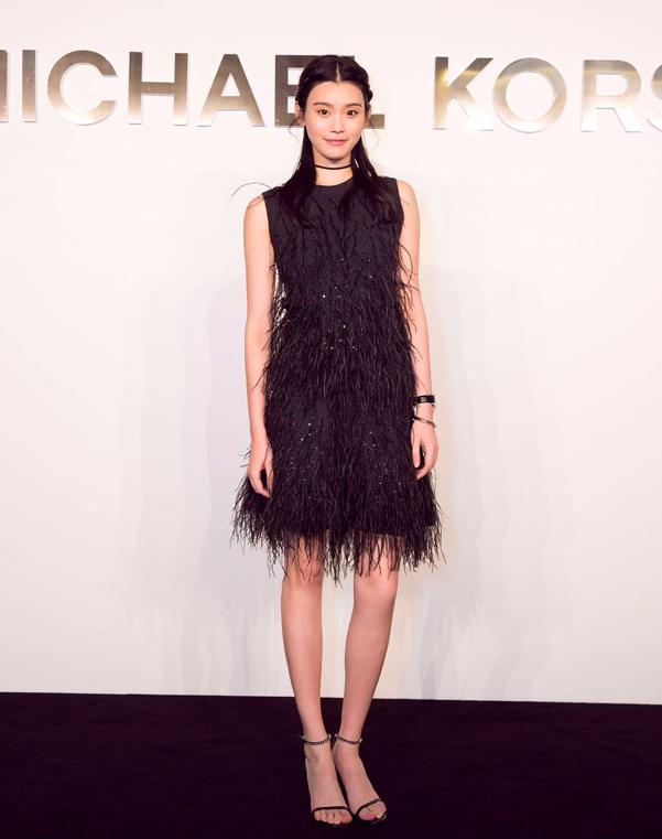 杨幂娜扎颜值超高,杨幂奚梦瑶私服照