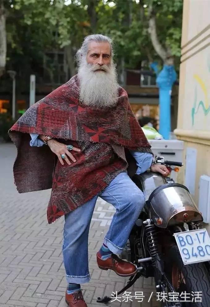 请不要用玻尿酸陪伴你年老的岁月,要用就用珠宝!