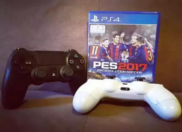 說到實況足球聯賽升班馬電競笑著說：“在座的都是垃圾！”