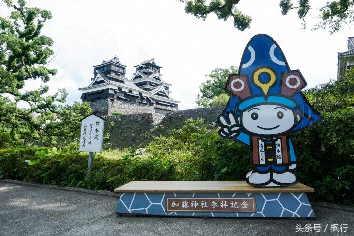 酷ma萌陪伴机器人熊本熊,酷ma萌和熊本熊