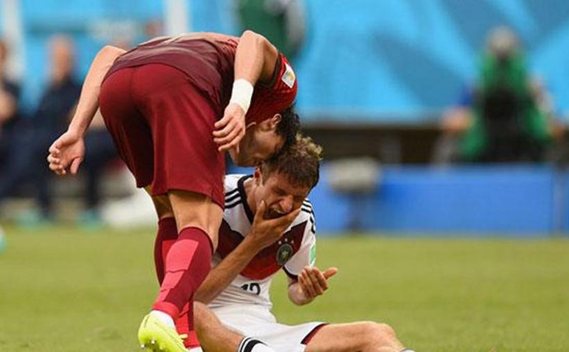 脚踢梅西,脚踢梅西的视频