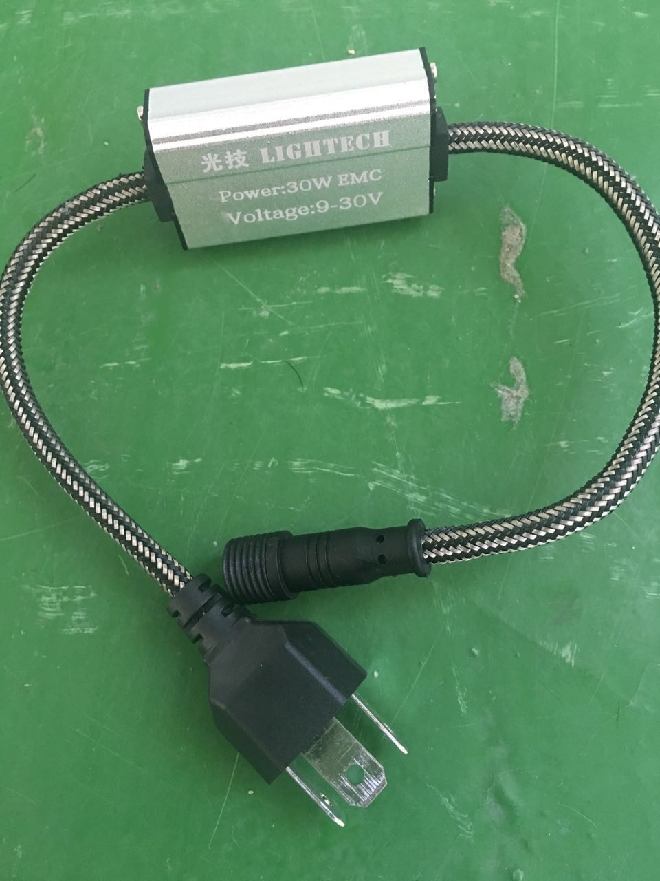 最好的h4远近一体大灯,h4远近光一体为啥近光不亮呢