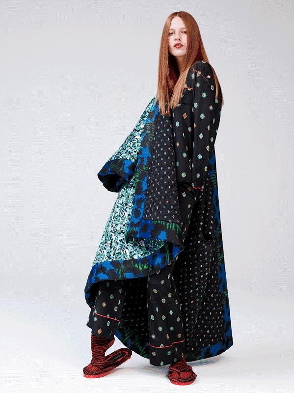 今日发售的HMXKenzo联名款，就算丑哭也要买