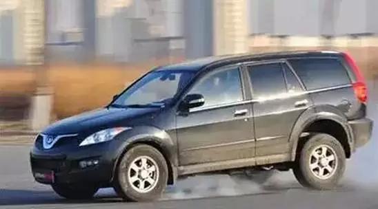 紧急刹车如何避免事故,刹车小技巧