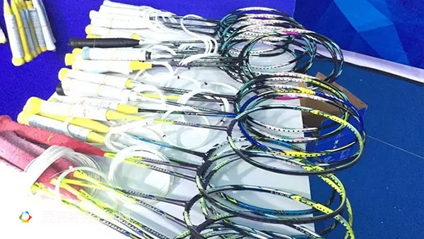 教你如何挑选好的羽毛球拍,波力羽毛球拍怎样选购