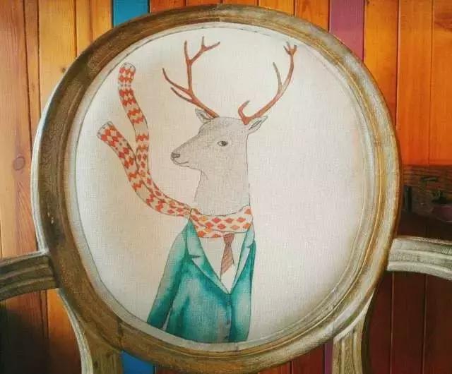 在这家店，我受到了十万点%^$!