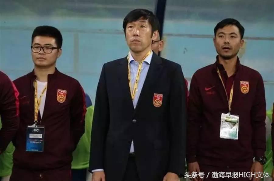 足协为什么还请高洪波执教,高洪波是不是离开足协了