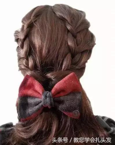 大蝴蝶结头饰发型小清新,蝴蝶结头饰搭配什么发型好看短发