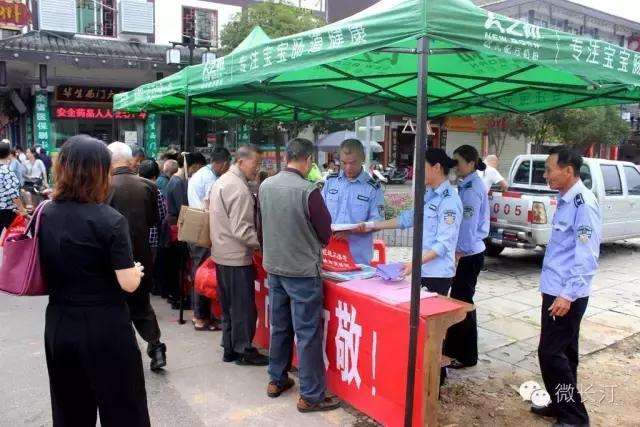 关爱环卫工人公益活动图片,关爱环卫工人暖冬在行动