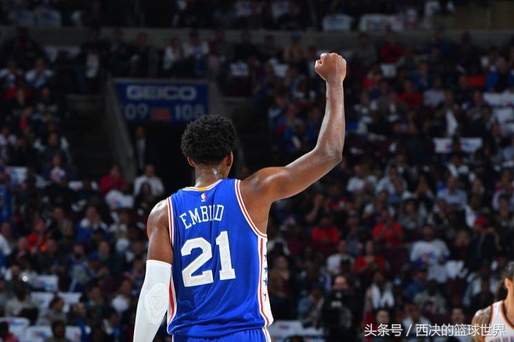 缺席两个赛季但他没有闲着长高5厘米手看起来比乔丹还要大