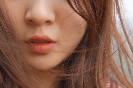 男朋友送的ysl圣诞版口红,男朋友送ysl口红小黑管