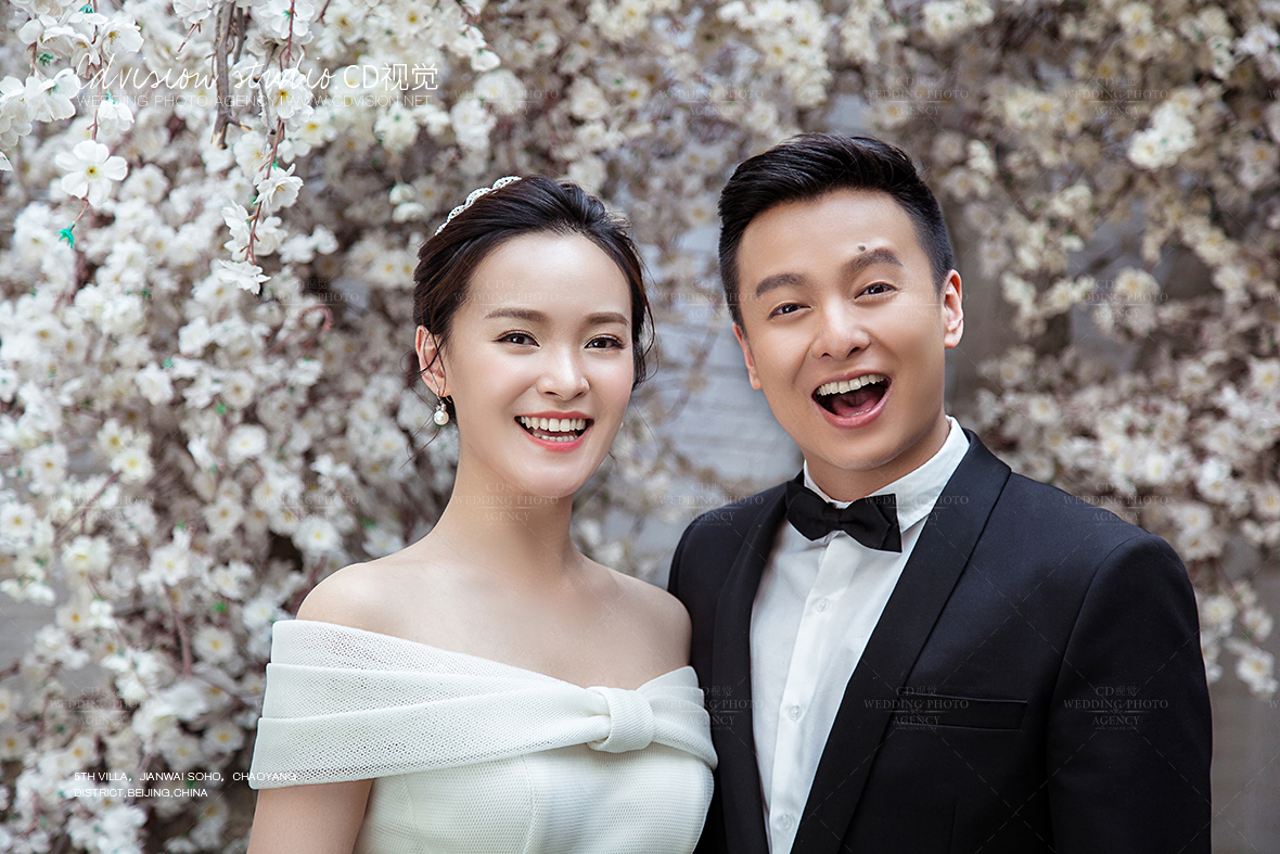 婚纱摄影复古外景拍照,韩式简约风婚纱照客片