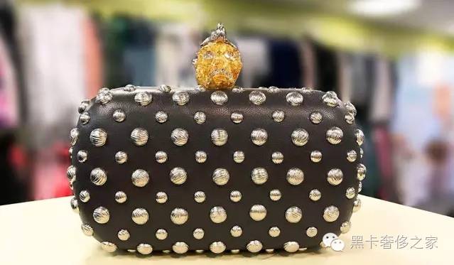 打折季来了！1000块就可以买到Burberry、YSL