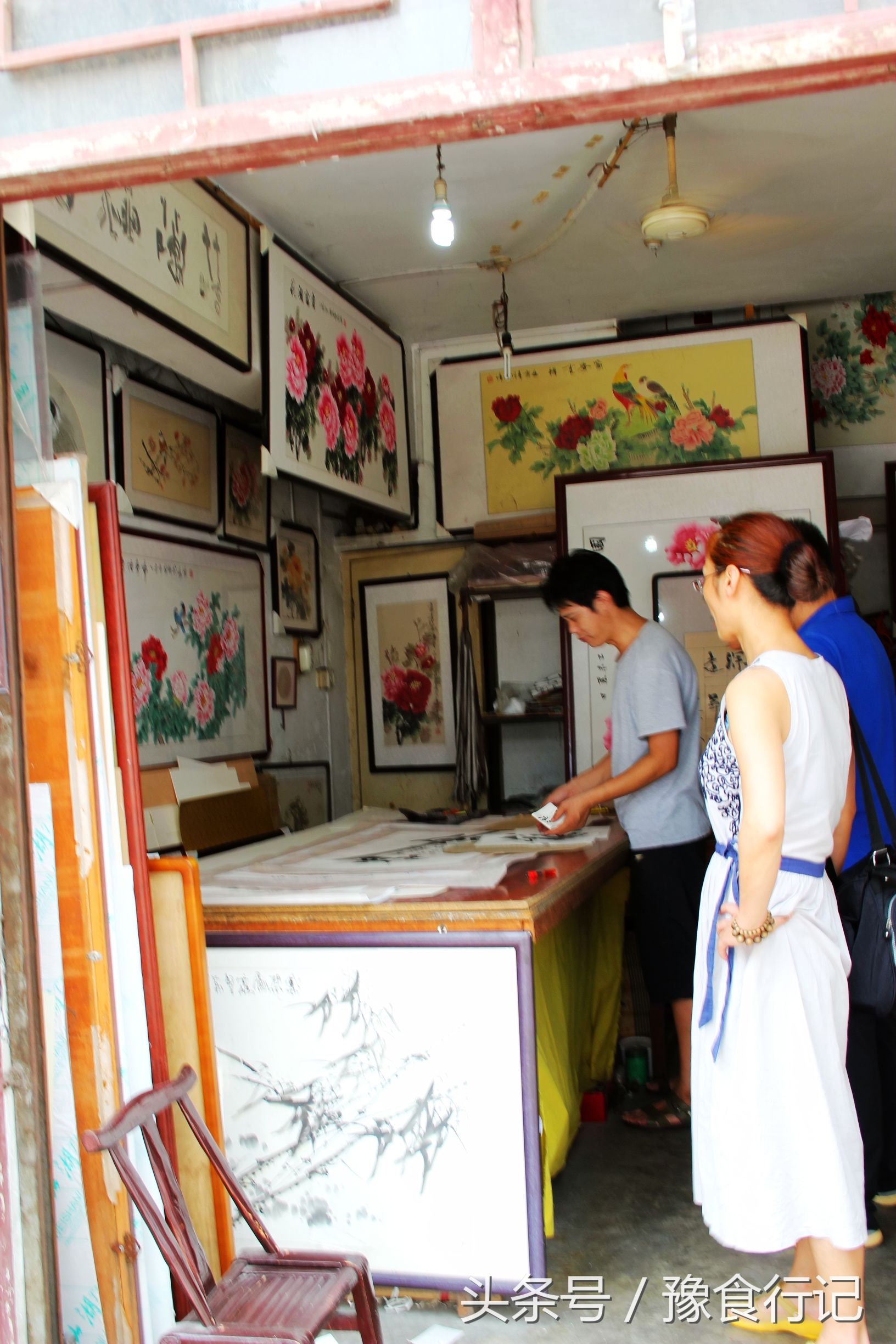 洛阳本地人必去的地方,洛阳丽景门和十字老街