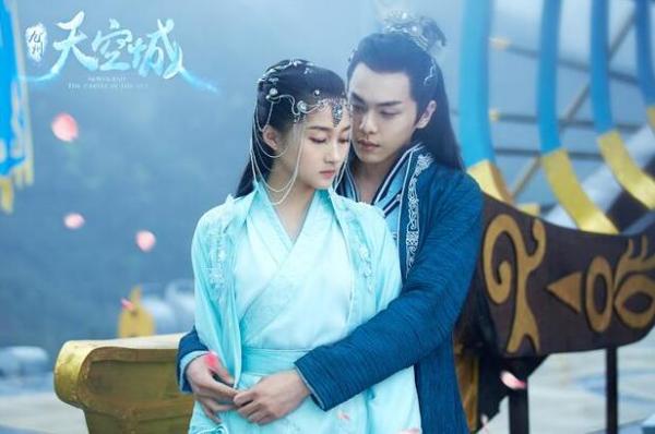 雪豹张若昀与傻白甜,从雪豹到蛟龙