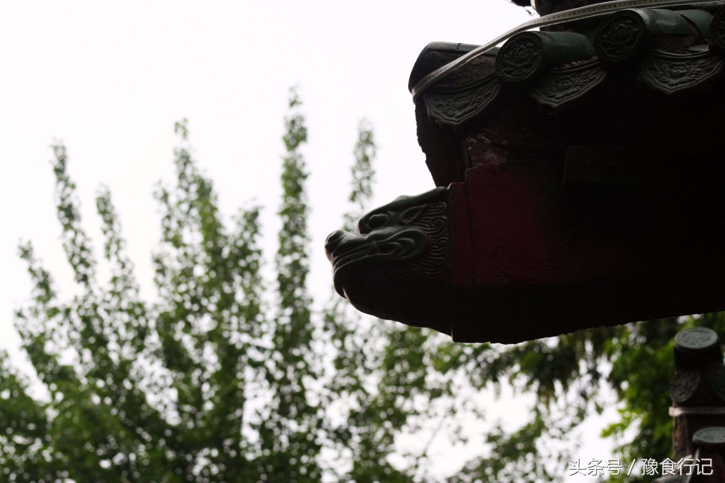 洛阳本地人必去的地方,洛阳丽景门和十字老街