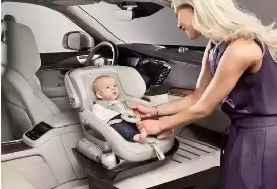 沃尔沃副驾驶后排按钮,取消副驾座位的沃尔沃