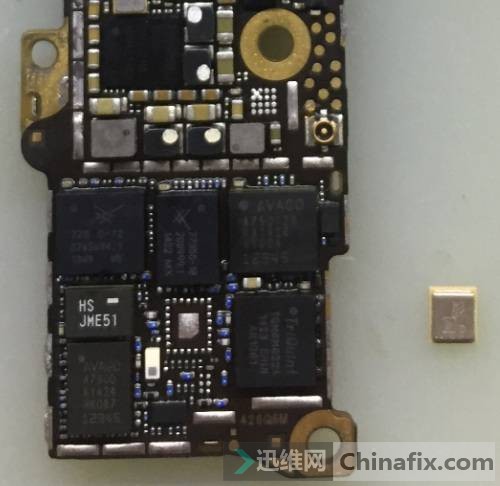 iphone5s摔了一直死机,苹果5s摔过信号特别差