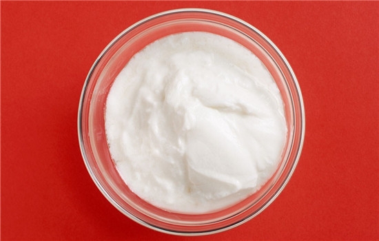 酸奶美白的正确方法,酸奶可以美白去黄吗