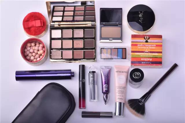 种草化妆遮痘痘,种草彩妆省钱