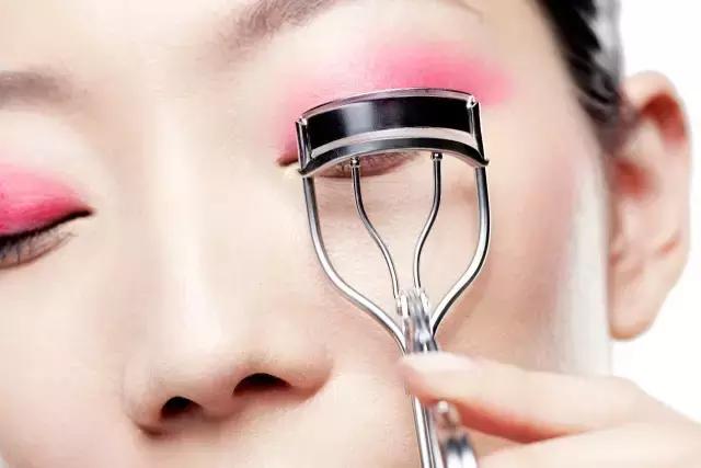 ysl迷魅圆筒口红英文,ysl口红产品英文介绍