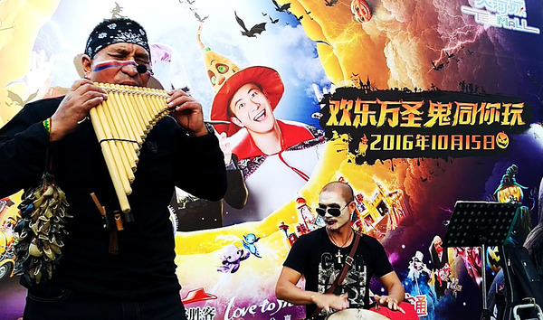 万圣节僵尸旅行,万圣节长隆9个鬼屋全玩时间赶吗