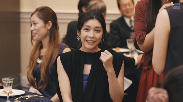 女明星不当演员能干吗？出书、拿大奖、走上人生巅峰不是不可能！