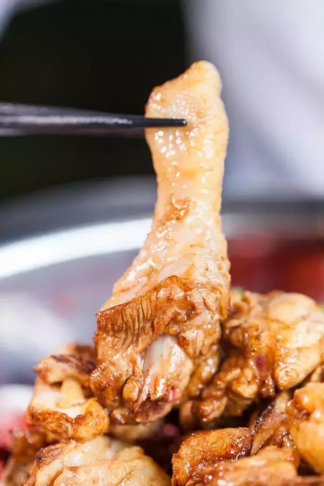 老板壕打5.8折,全年无休摄魂小龙虾,逼爆头我都要吃到Ta