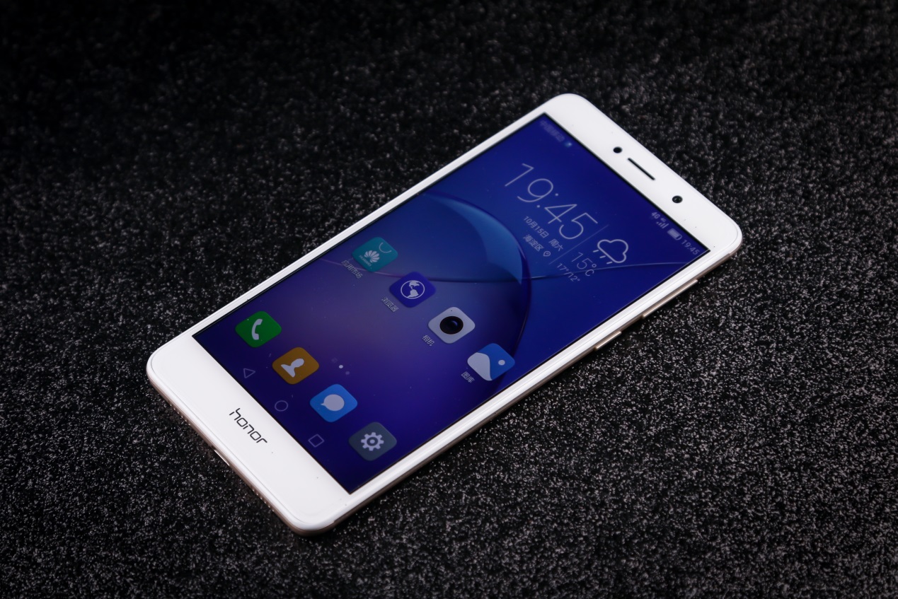 千元机中荣耀畅玩系列有好用的吗,千元旗舰手机荣耀畅玩7x