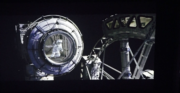 PaPa手机投影──电影的另一种打开方式